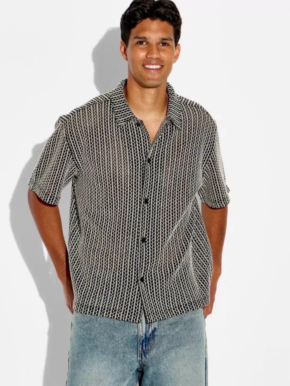 Men's Short Sleeve Button-Up Shirt - Original Use Black Striped